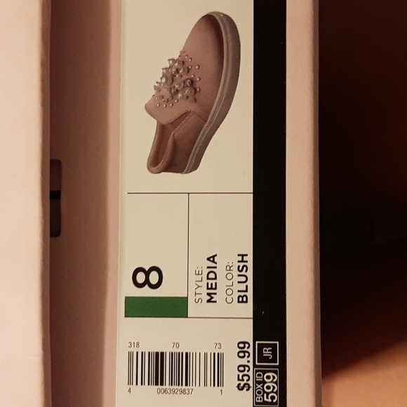 Candies Blush Embellished Slipons - Picture 2 of 10